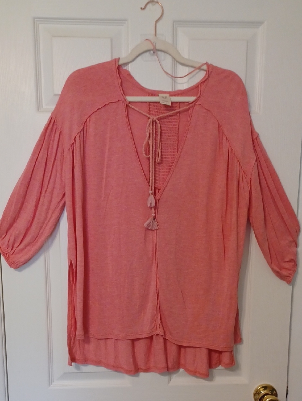 We The Free Sz XS, (Runs Big) Carnation Pink Tie-Front Boho Tunic. Raw Seams
